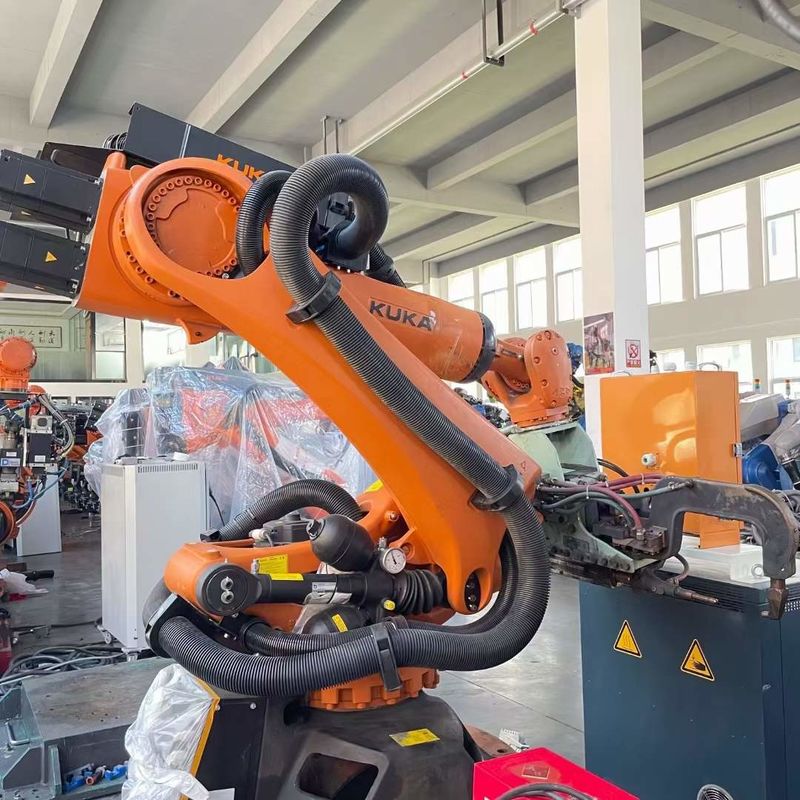 6軸使用 KUKA ロボット IP 65 安全と Kuka プログラミング 機能 躊躇しないでください! KUKA KR210 ロボット, 溶接からパレット化まですべてのニーズを1つで満たす