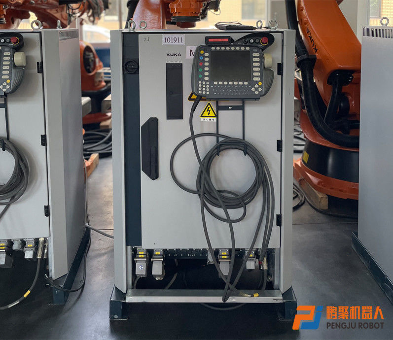 2700mm Reach Kuka ソフトウェア 溶接 ロボット 迅速で正確な溶接性能 特別オファー: KUKA KR210, 溶接からフライリングまでのすべての産業用アプリケーションのためのあなたのワンストップソリューション