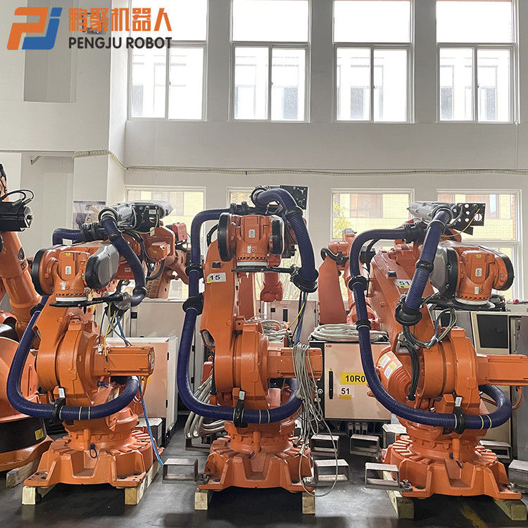 パレットで運搬することを扱うスポット溶接のための産業使用されたABBのロボットABB6640-235/2.55