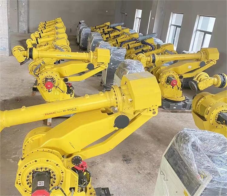 Fanuc R-2000iB-210F スポット・ウェルディング・プレス テンディング パレティゼーション ロボット・ロード・アンロード 機械処理