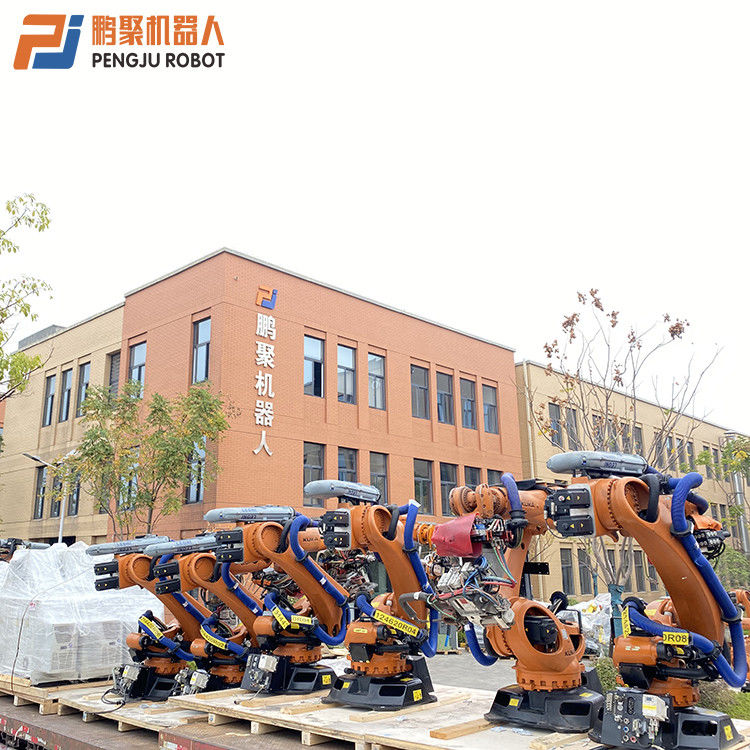 床掛けロードロボットの重複性 ±0.1mm 性能 2700mm 超長距離,産業用アプリケーションに完全に適応できる KUKA KR210 効率的な磨きと無欠のパレット化