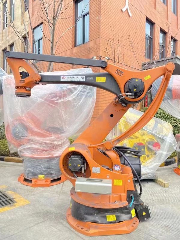 3200mmの500kg負荷の腕スパンが付いているKuka KR100-2PA 4の軸線のパレットで運搬するロボット