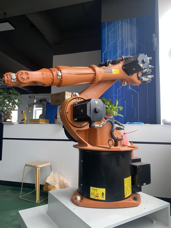 クカ KR16-3 16kg 利用荷 1611mm リーチ プログラミング 天井 設置 溶接 ロボット 柔軟 弧 溶接 組み立て コーティング 切断 機械 読み込み 機械