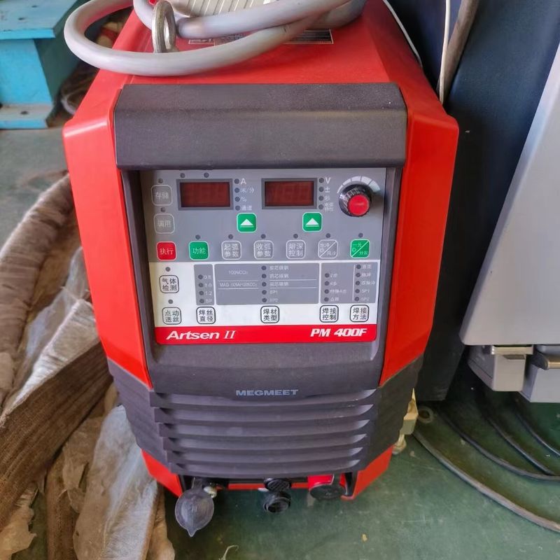 6軸ロボット KR16L6 1911mm 作業距離 240kg 体重 床/天井/傾斜装置 XP コントロール 溶接