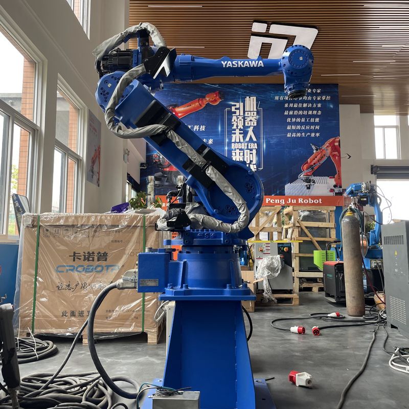 PCプログラミング 50kgのペイロード容量を持つYASKAWAロボットを使用 材料処理,プラズマ切削