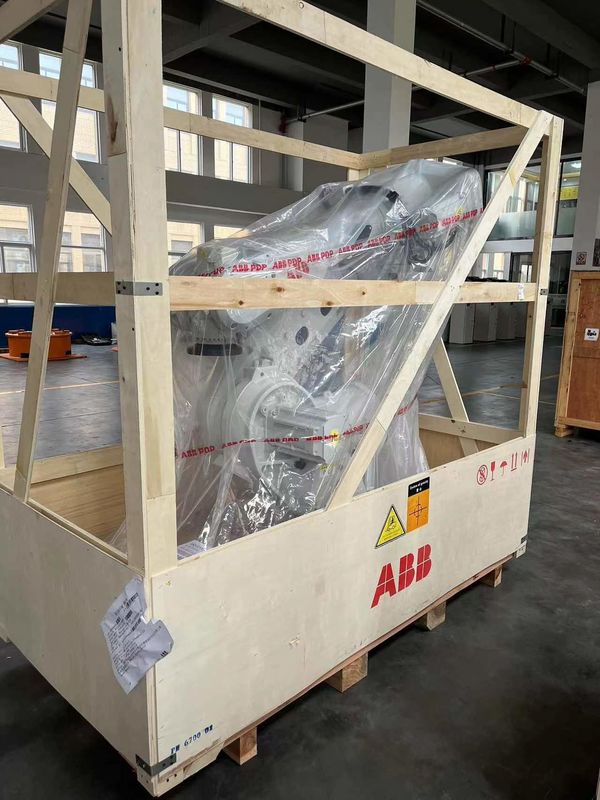 NEW ABB IRB 4600-60 / 2.05 M2004 負荷部品 機械処理 測定 60kg 積載