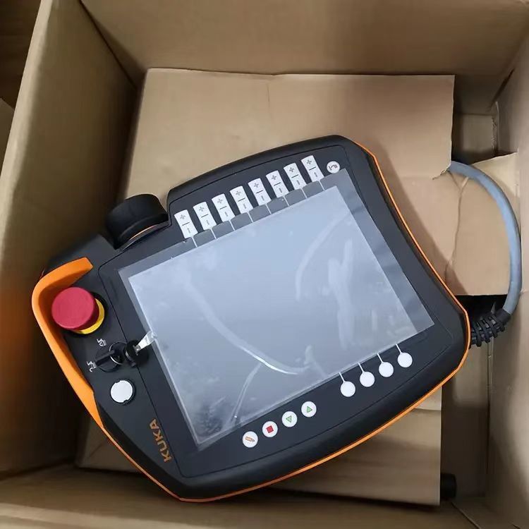 新品 KUKA KR210 R2700, KRC4, 210kg 負荷, 2700mm に達する, パレット化, 組み立て, 部品の積載と卸載, 教育