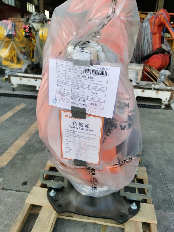 新品 KUKA KR210 R2700, KRC4, 210kg 負荷, 2700mm に達する, パレット化, 組み立て, 部品の積載と卸載, 教育