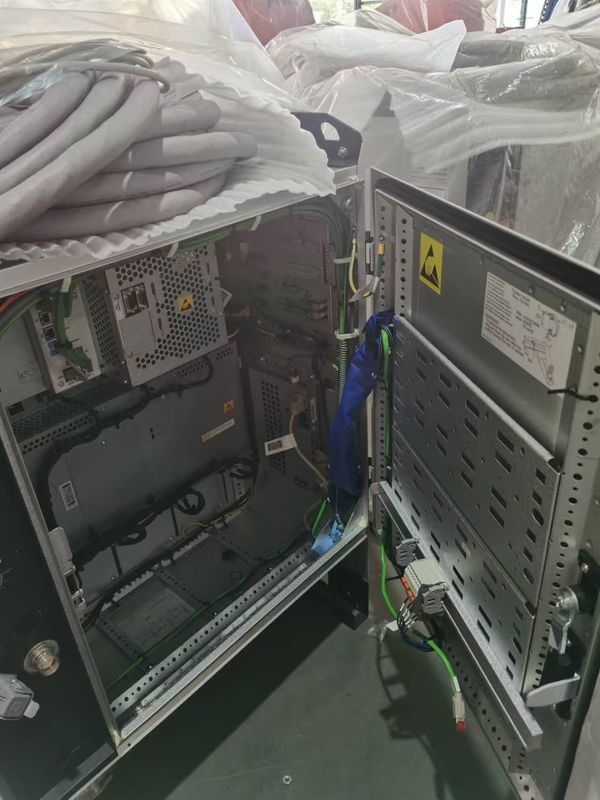 ABB IRB 4600-60/2.05 2050mm 自動化機械加工および材料処理用中距離ペイロードロボット