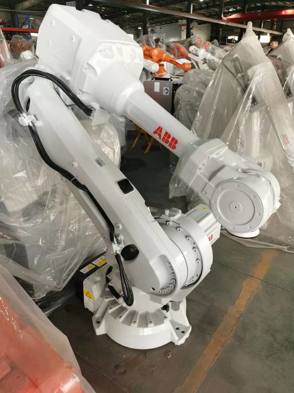 ABB IRB 4600-60/2.05 2050mm 自動化機械加工および材料処理用中距離ペイロードロボット
