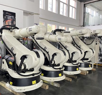 使用されたKukaのロボット6軸線KR150-2 2000年のパレットで運搬する負荷の溶接ロボット