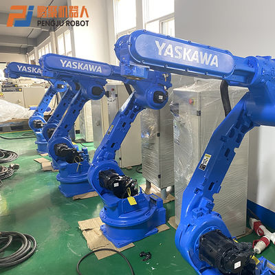 荷を積むYaskawa使用されたHP20Dの産業メカニカル・アーム円柱ロボットの荷を下す