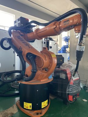 自動溶接のための鋭い用具KUKAの工業用ロボットKR16L6