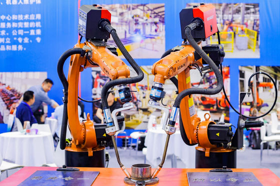 秒針KR5 R1400は低い負荷アーク溶接のロボット