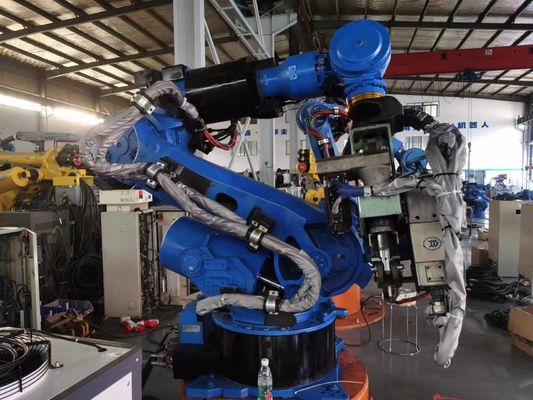 2650mmの伸縮幅と高度なES200D技術を持つ200kgのペイロードスポット・ウェルディングロボットは,今すぐ行動! ヤスカワES200D - 溶接からフライリングまでのシームレスな産業用アプリケーションのためのオールインワンソリューション