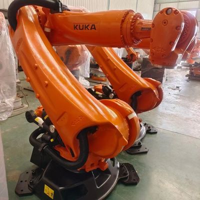 KUKA KR 210 R3100 超C4 プレス処理,パレタイズ,塗装,磨き,機械用水噴流切削 210 kg 3100 mm